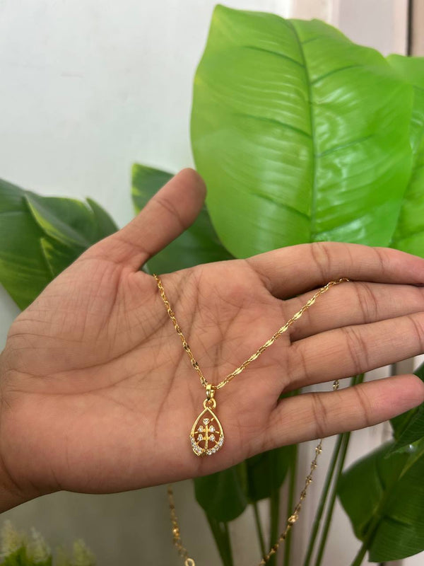 Aurelia Teardrop Chain Pendant