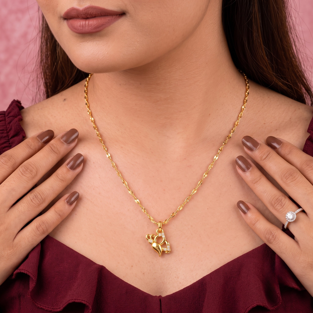 Elegant  Pendant Chain