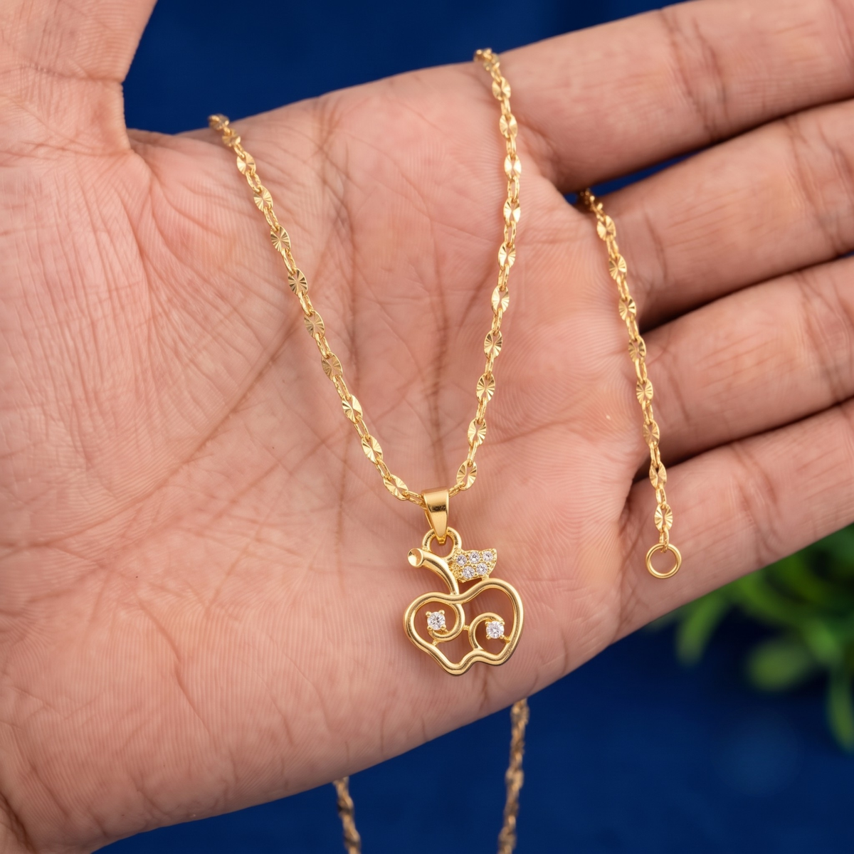 Elegant Butterfly Crystal Pendant Chain