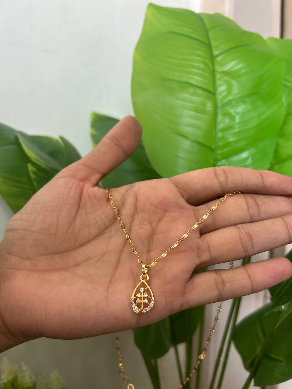 Aurelia Teardrop Chain Pendant