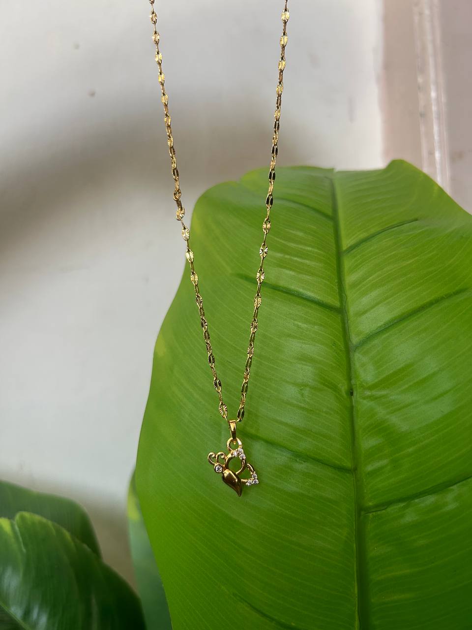 Aurelia Leaf Charm Chain Pendant